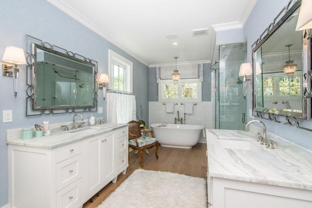 908 S DAKOTA AVENUE, Tampa, FL 33606