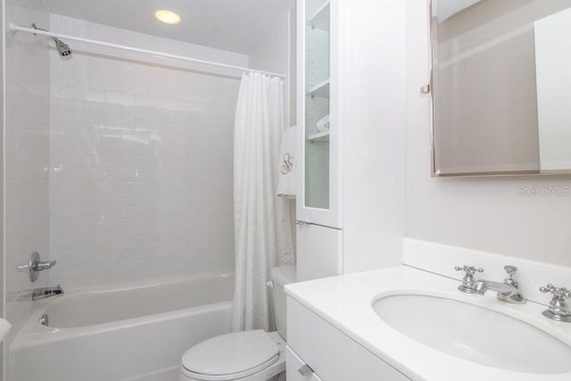 908 S DAKOTA AVENUE, Tampa, FL 33606