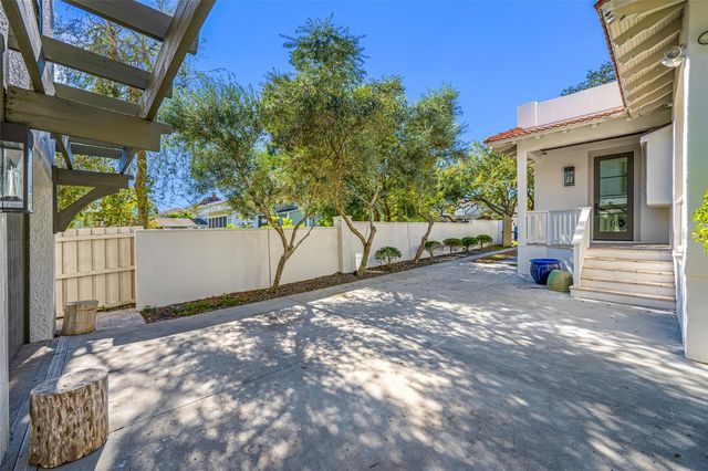 908 S DAKOTA AVENUE, Tampa, FL 33606