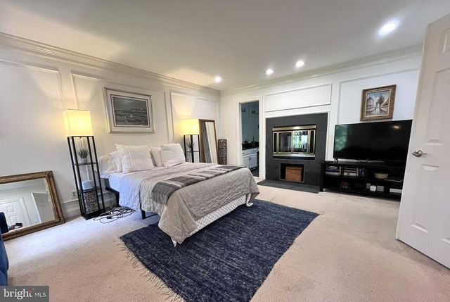 7809 FOX GATE CT, Bethesda, MD 20817
