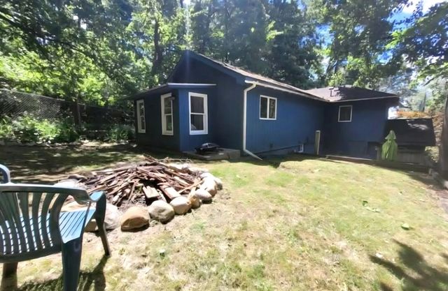 11230 Lakeshore Drive, Three Rivers, MI 49093