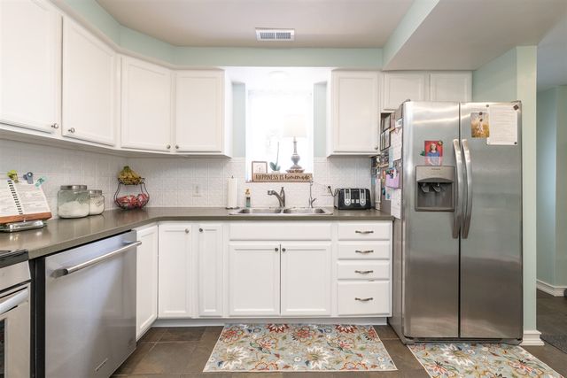 11230 Lakeshore Drive, Three Rivers, MI 49093