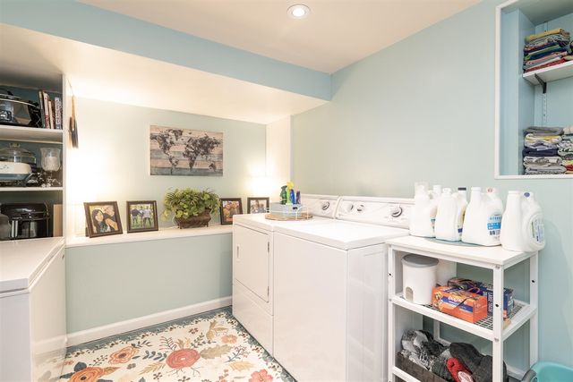 11230 Lakeshore Drive, Three Rivers, MI 49093