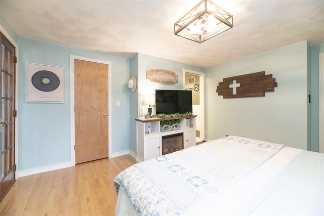 11230 Lakeshore Drive, Three Rivers, MI 49093