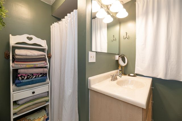 11230 Lakeshore Drive, Three Rivers, MI 49093