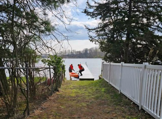 11230 Lakeshore Drive, Three Rivers, MI 49093