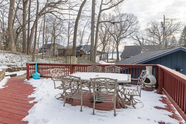 11230 Lakeshore Drive, Three Rivers, MI 49093