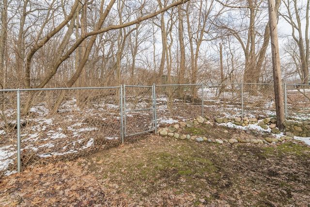 11230 Lakeshore Drive, Three Rivers, MI 49093