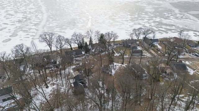 11230 Lakeshore Drive, Three Rivers, MI 49093