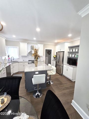 3709 Cancion Street, Greenville, NC 27858