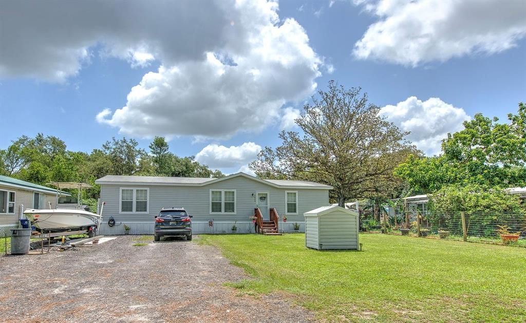3832 MICHELLE LANE, Zephyrhills, FL 33541