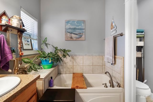 467 Wildrose Loop, Twin Falls, ID 83301