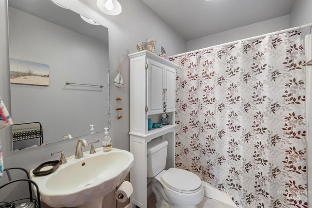 467 Wildrose Loop, Twin Falls, ID 83301