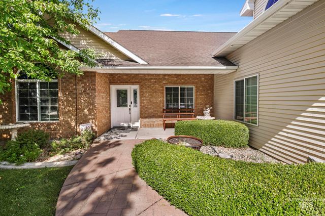 467 Wildrose Loop, Twin Falls, ID 83301