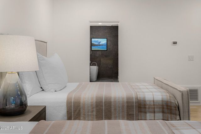 10041 N 52ND Place, Paradise Valley, AZ 85253