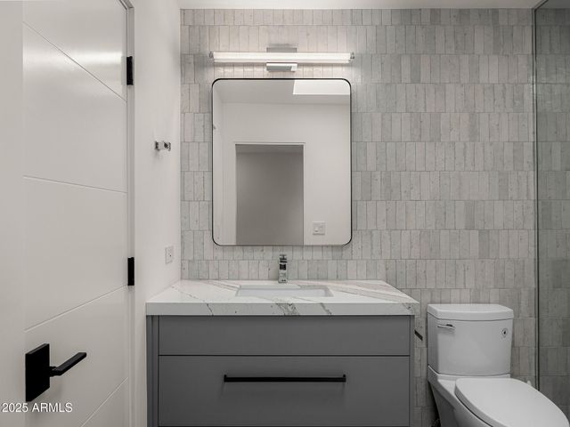 10041 N 52ND Place, Paradise Valley, AZ 85253