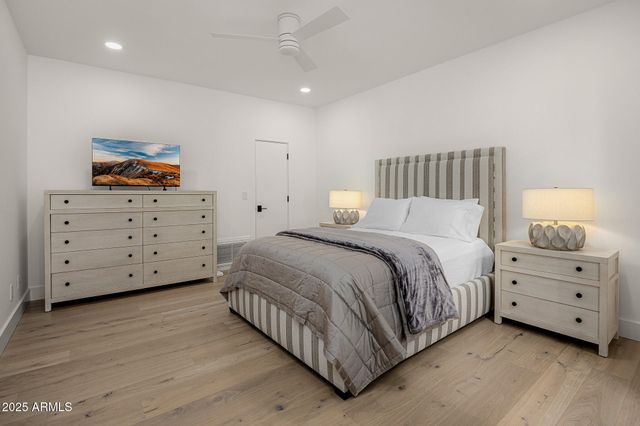 10041 N 52ND Place, Paradise Valley, AZ 85253