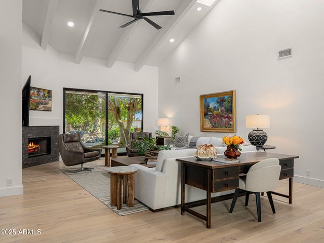 10041 N 52ND Place, Paradise Valley, AZ 85253