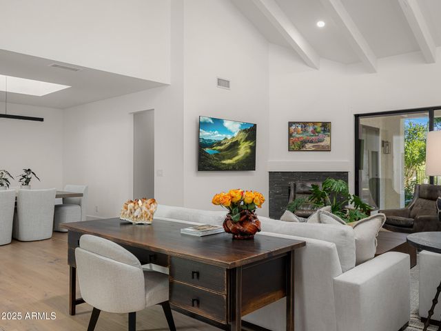 10041 N 52ND Place, Paradise Valley, AZ 85253