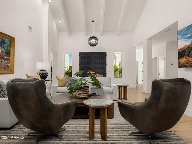 10041 N 52ND Place, Paradise Valley, AZ 85253