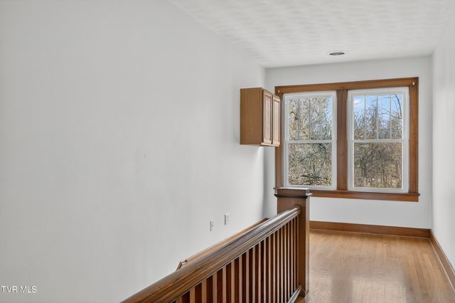 415 East Main Street, Marion, VA 24354