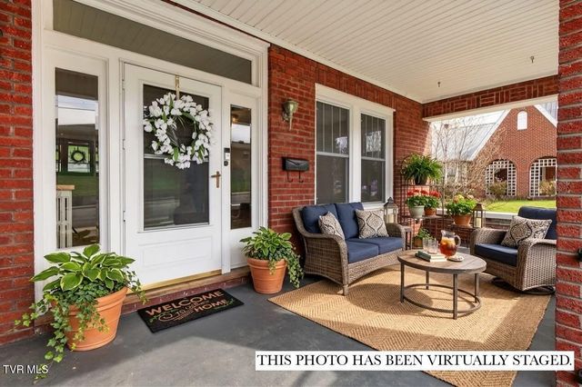 415 East Main Street, Marion, VA 24354