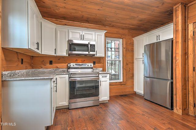 138 Antique Street, Gate City, VA 24251