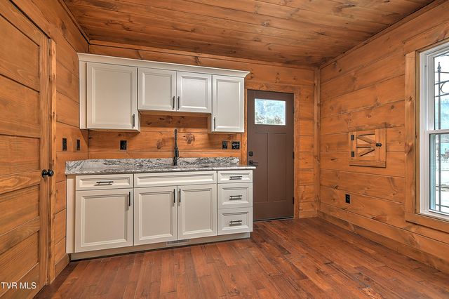 138 Antique Street, Gate City, VA 24251