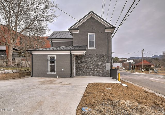 138 Antique Street, Gate City, VA 24251