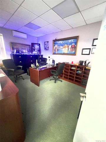 87-11 118th Street, Richmond Hill, NY 11418