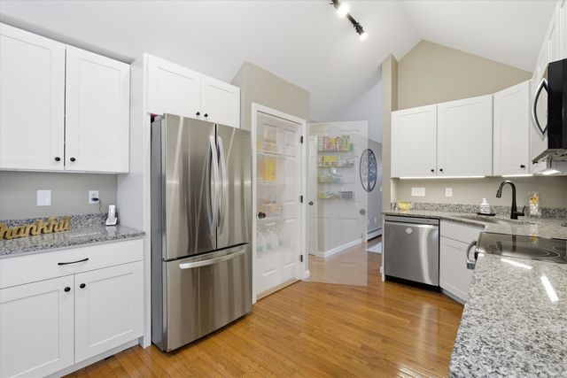31 Henderson Rd Unit 5, Gilford, NH 03249