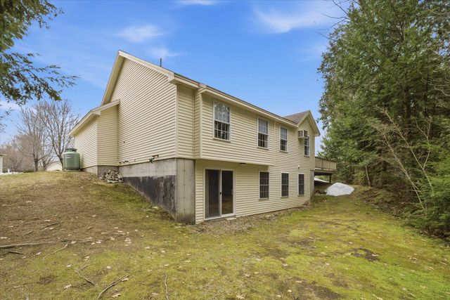 31 Henderson Rd Unit 5, Gilford, NH 03249