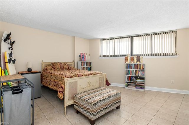 1222 E Ocean View Ave Apt 306, Norfolk, VA 23503