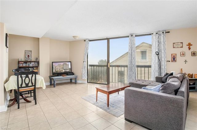 1222 E Ocean View Ave Apt 306, Norfolk, VA 23503