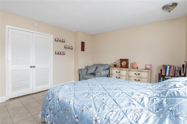 1222 E Ocean View Ave Apt 306, Norfolk, VA 23503