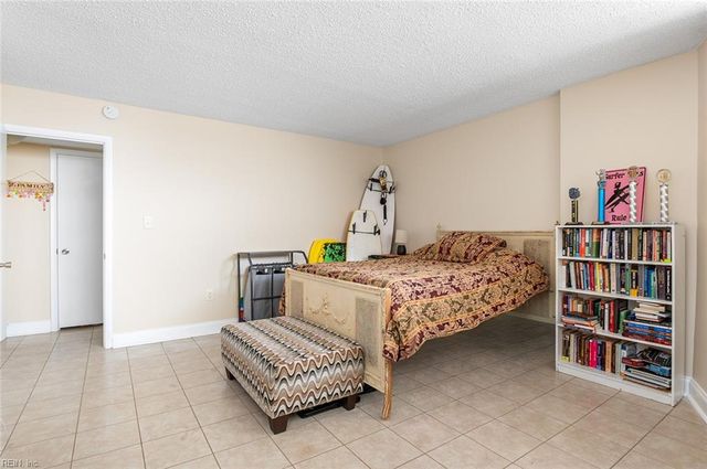 1222 E Ocean View Ave Apt 306, Norfolk, VA 23503