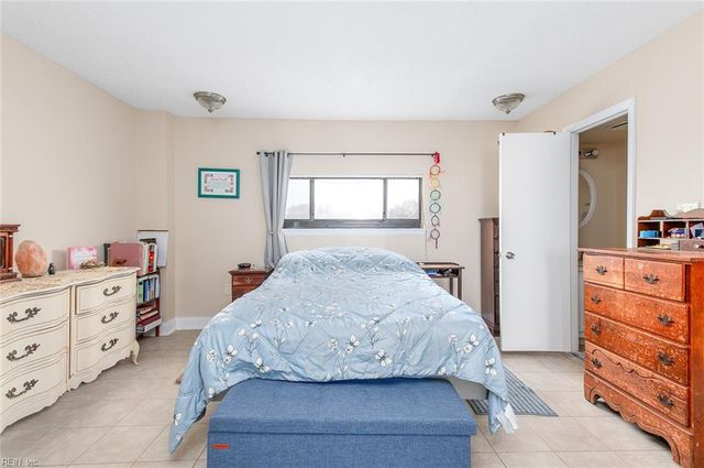 1222 E Ocean View Ave Apt 306, Norfolk, VA 23503