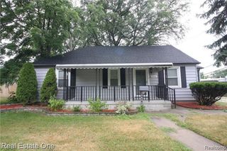 18546 Eastwood Drive, Harper Woods, MI 48225