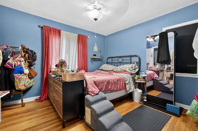 500 35TH AVENUE N, St Petersburg, FL 33704
