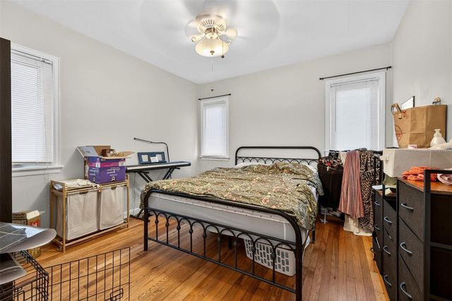 500 35TH AVENUE N, St Petersburg, FL 33704