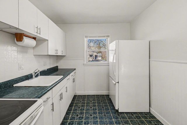 20450 Lancaster Street, Harper Woods City, MI 48225