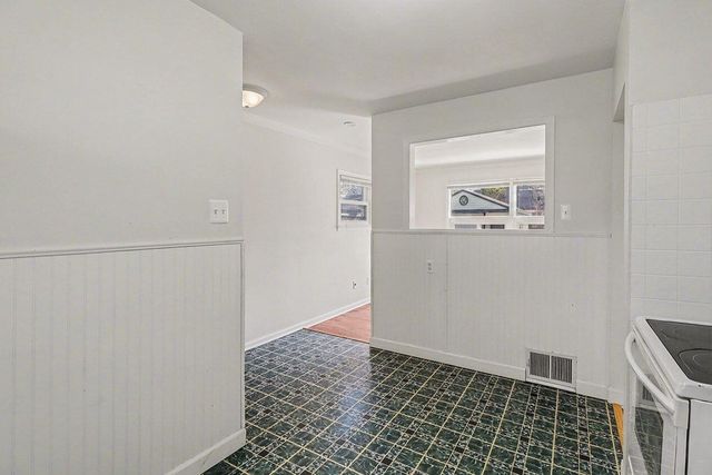 20450 Lancaster Street, Harper Woods City, MI 48225