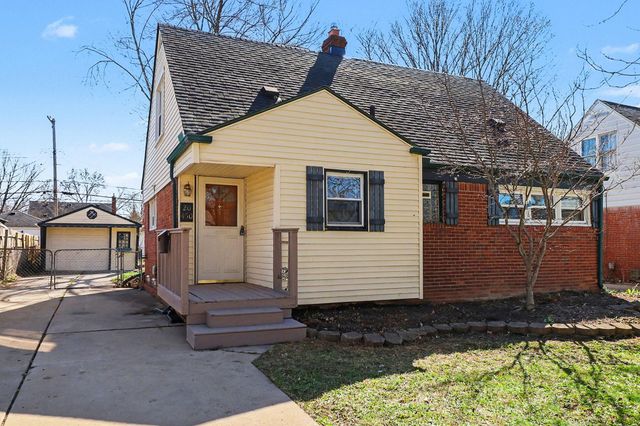20450 Lancaster Street, Harper Woods City, MI 48225