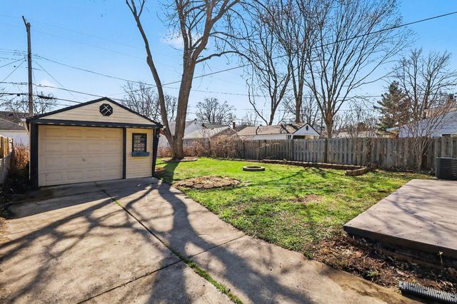 20450 Lancaster Street, Harper Woods City, MI 48225