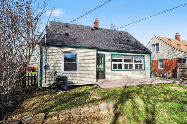 20450 Lancaster Street, Harper Woods City, MI 48225
