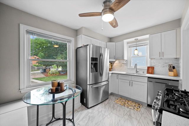 8620 W Auer AVENUE, Milwaukee, WI 53222