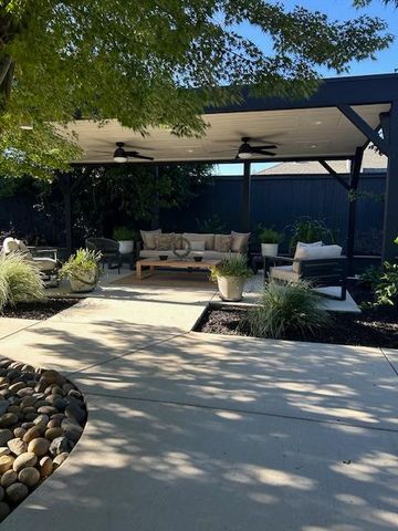 2429 Summerset Ct, Lodi, CA 95242