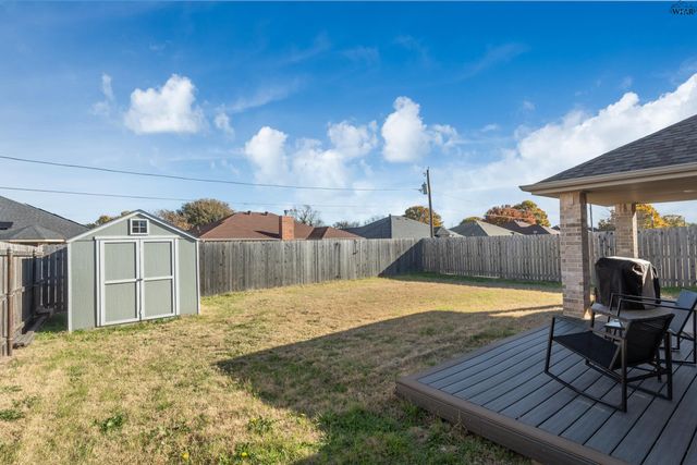 813 CORBIN DRIVE, Burkburnett, TX 76354