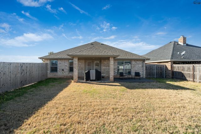 813 CORBIN DRIVE, Burkburnett, TX 76354