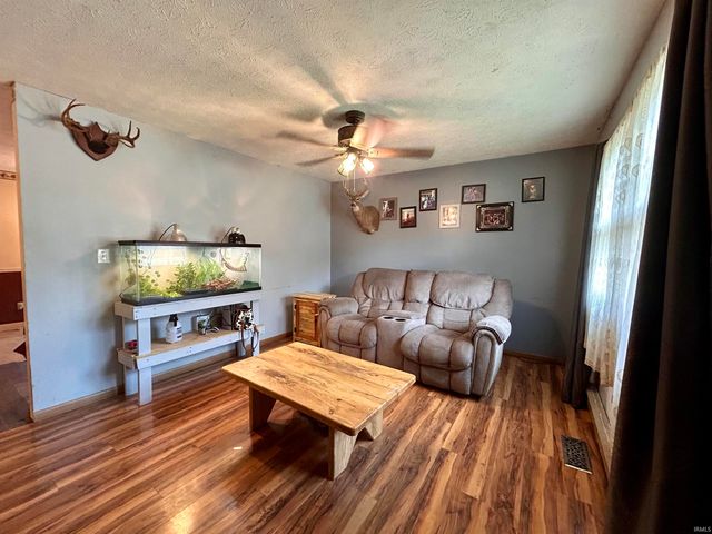 1009 W Walnut Street, Brownstown, IN 47220